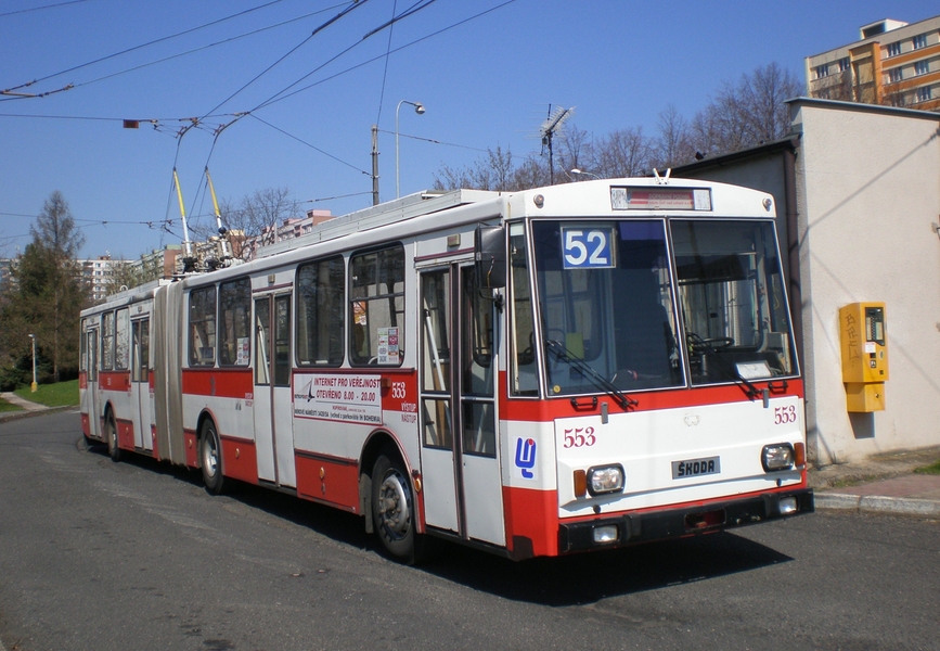 553